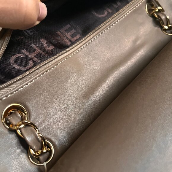 Chanel Quilted Classic Leather Flap Bag - Picture 16 of 16